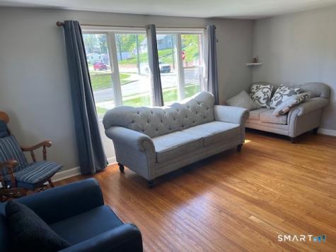 6 Cricket Drive Meriden CT 06450