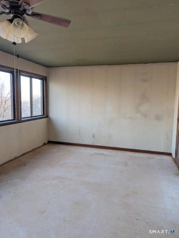 24 Chestnut Hill Road Newtown CT 06482
