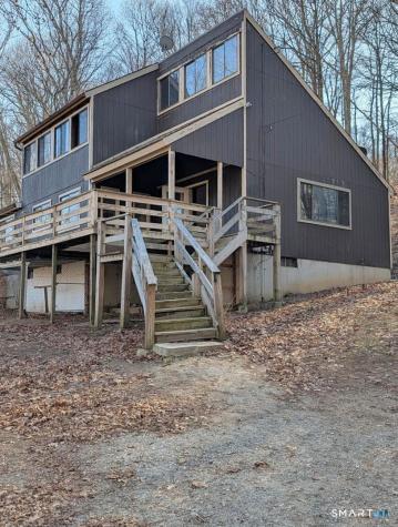 24 Chestnut Hill Road Newtown CT 06482