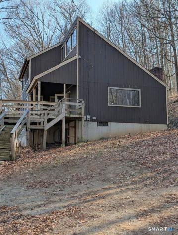 24 Chestnut Hill Road Newtown CT 06482