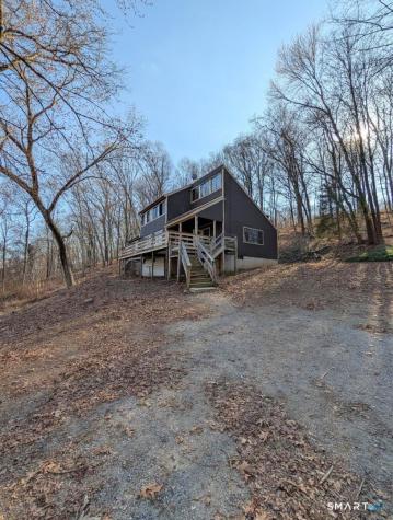 24 Chestnut Hill Road Newtown CT 06482