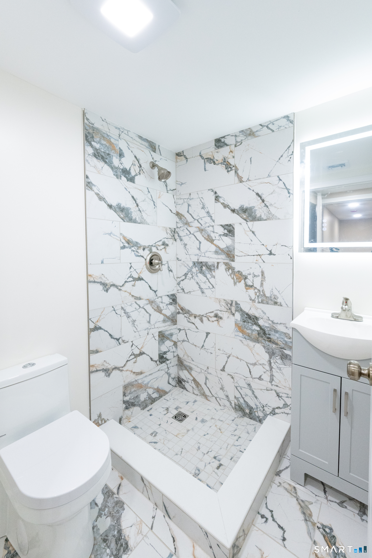 1178 Poquonock Avenue Windsor CT 06095