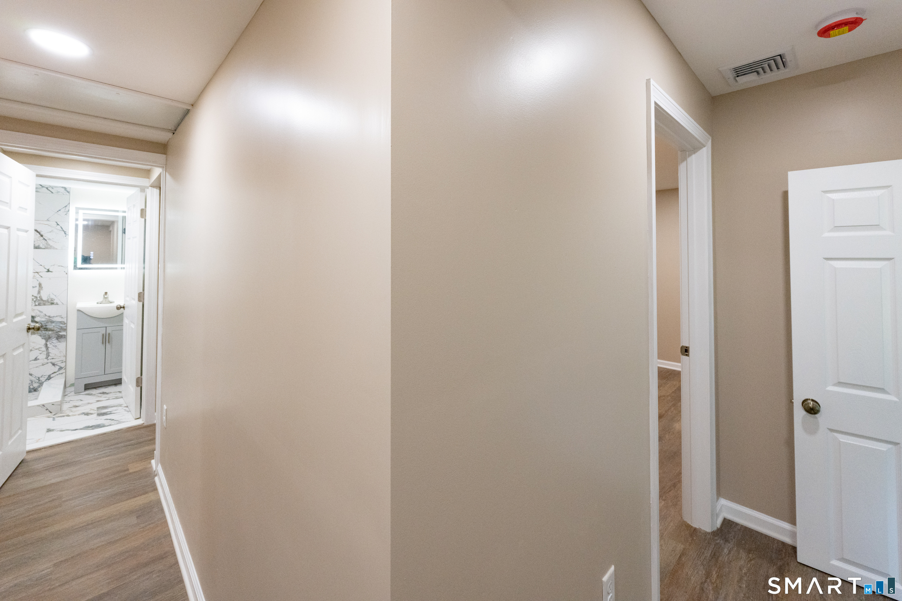 1178 Poquonock Avenue Windsor CT 06095