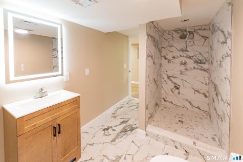 1178 Poquonock Avenue Windsor CT 06095