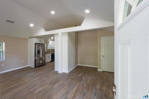 1178 Poquonock Avenue Windsor CT 06095