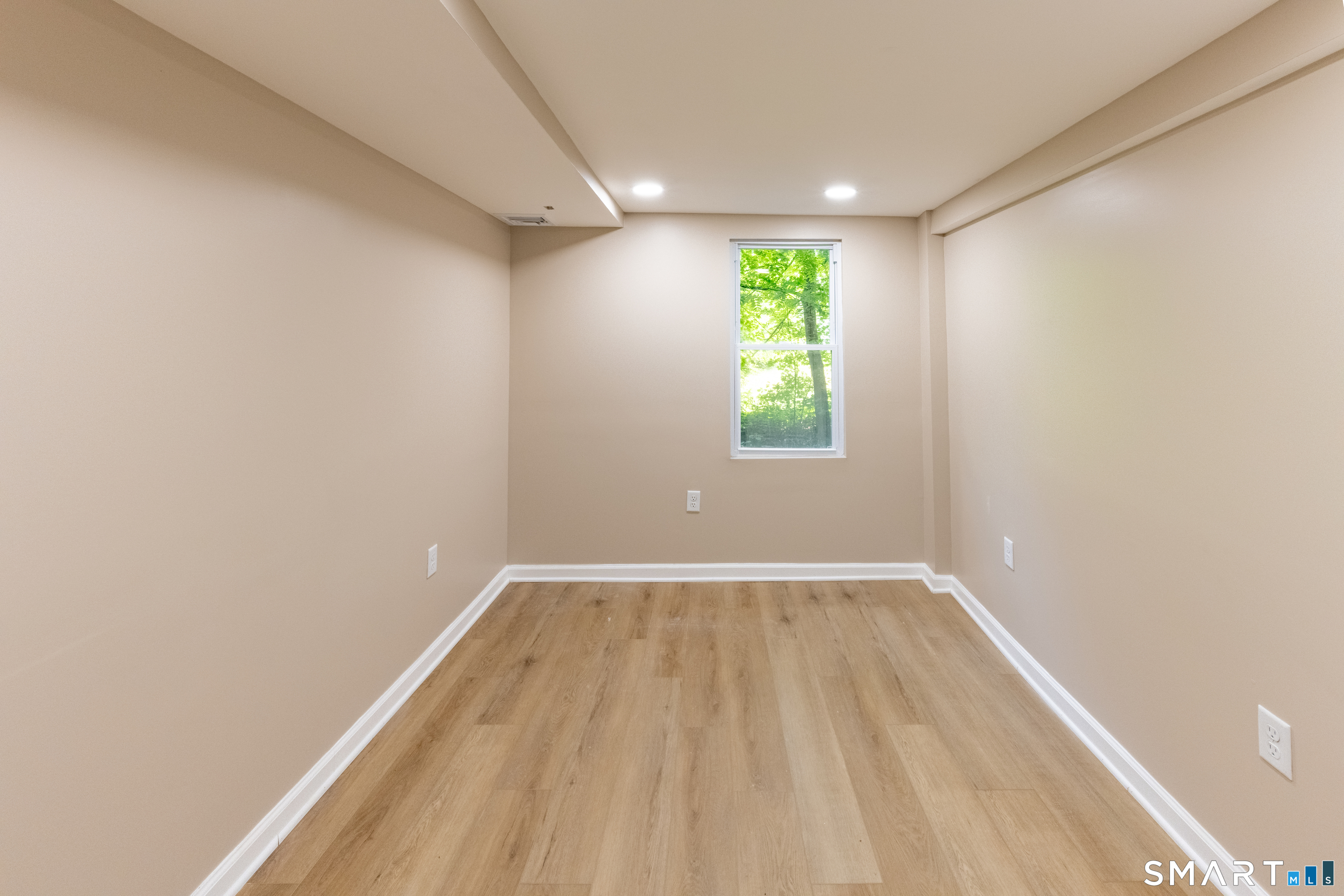 1178 Poquonock Avenue Windsor CT 06095