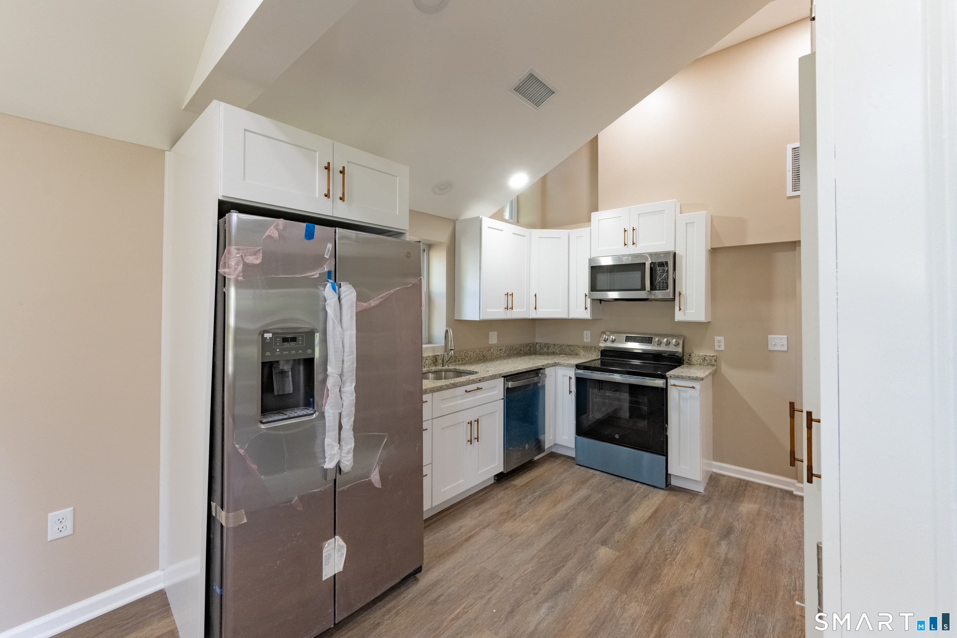 1178 Poquonock Avenue Windsor CT 06095