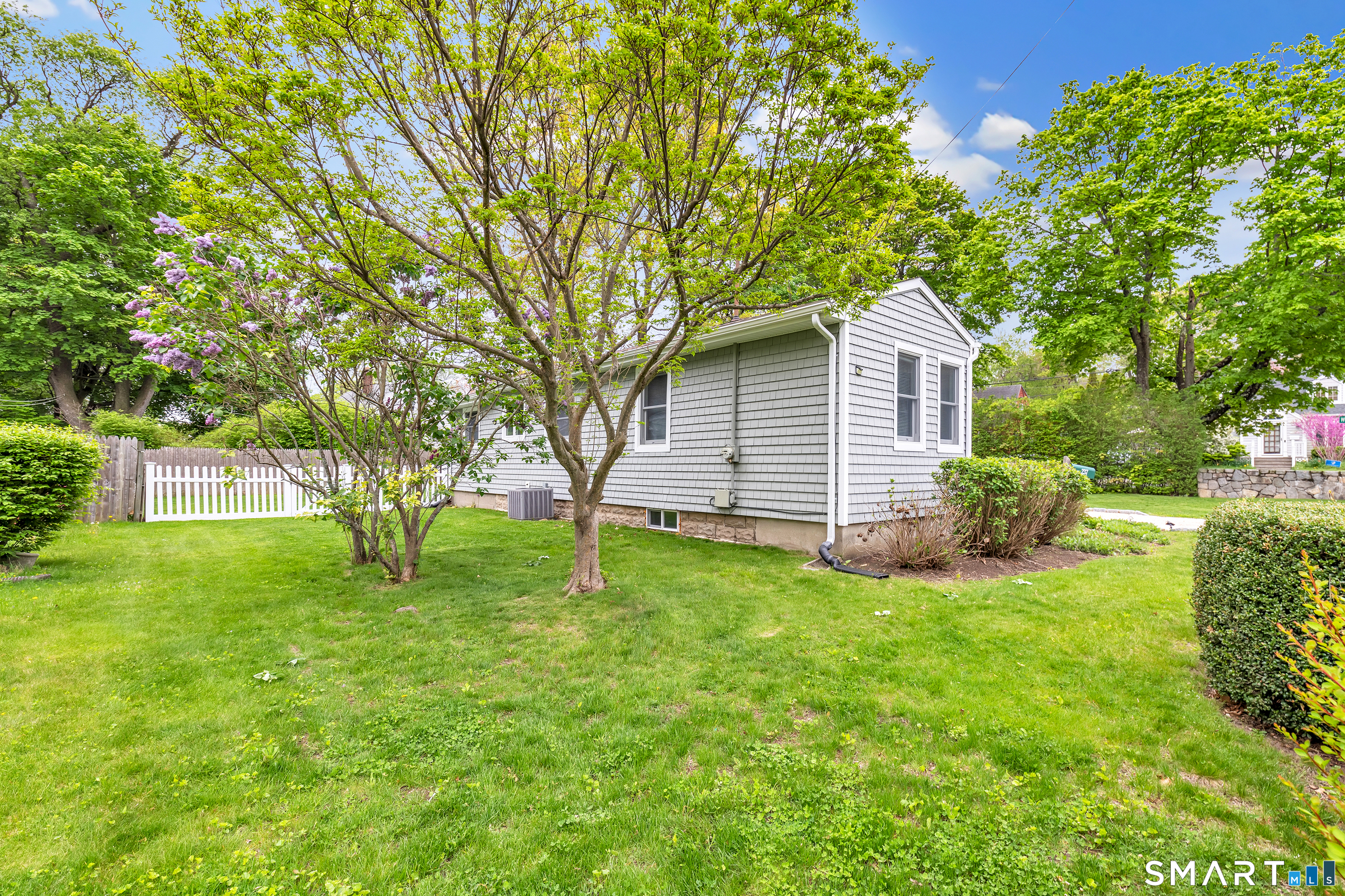 237 Freeman Avenue Stratford CT 06614