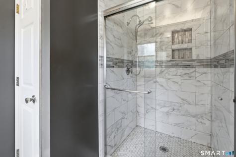 86 Beth Ann Circle Meriden CT 06450