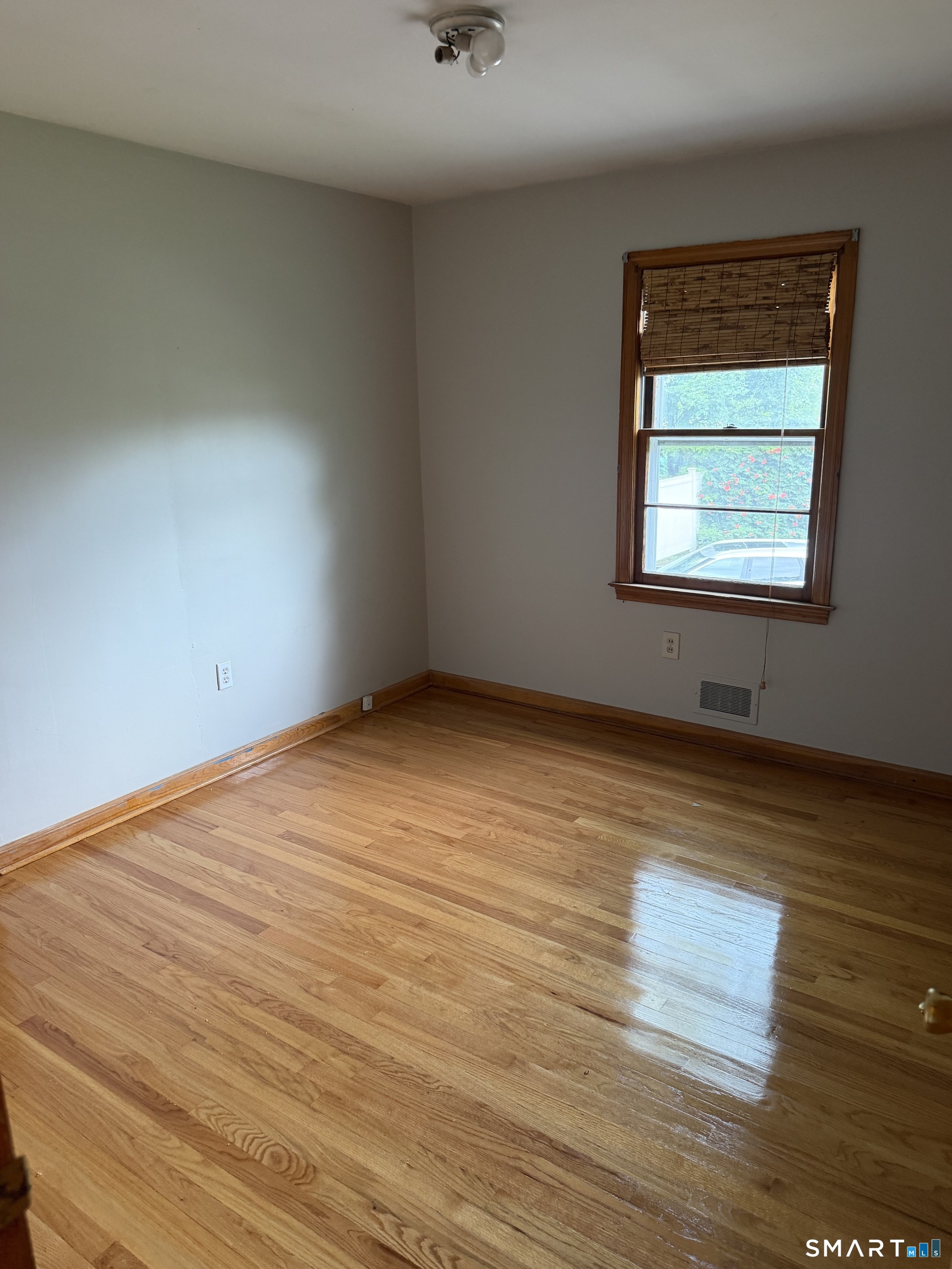 20 Crisci Place East Haven CT 06512