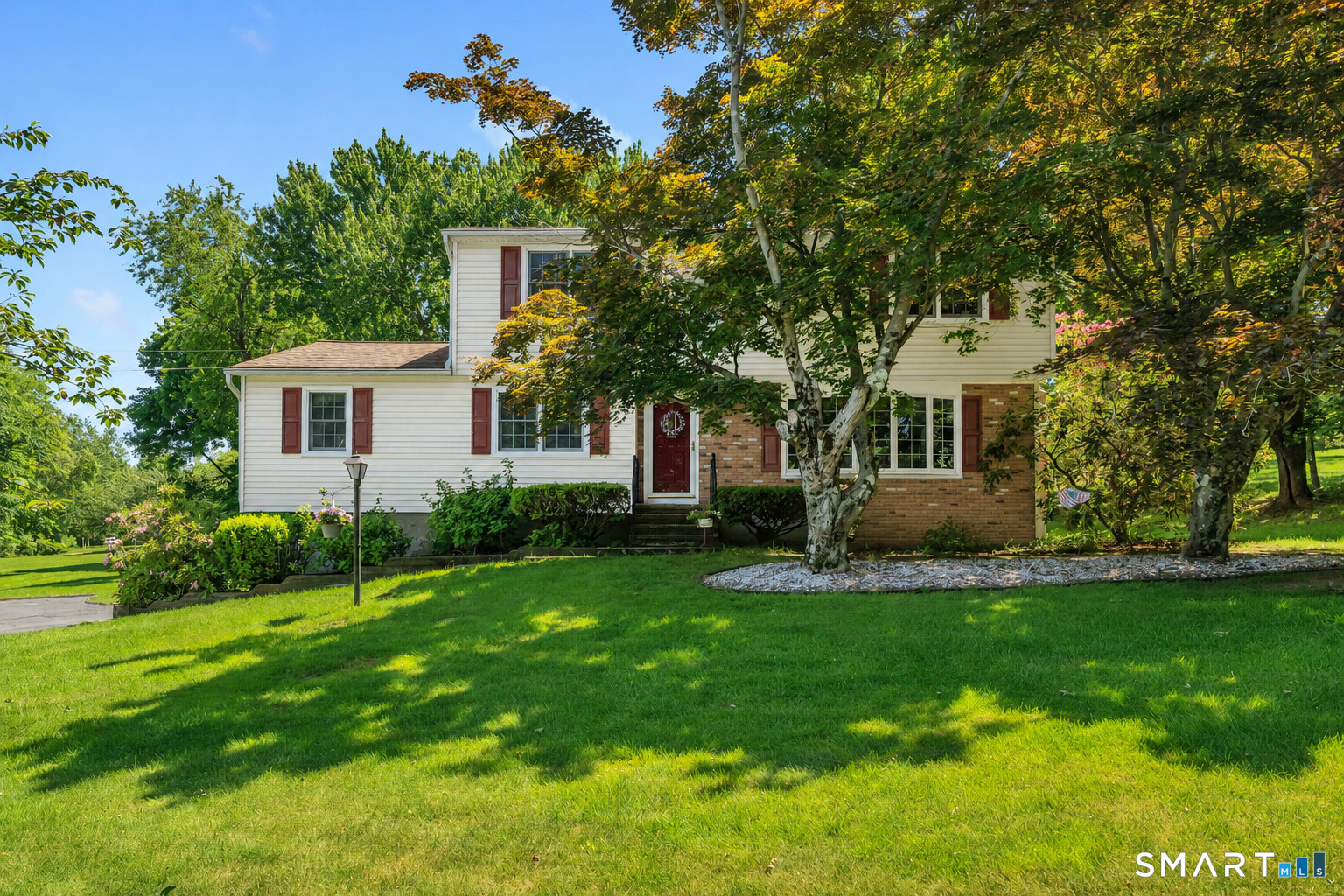 82 Spoke Drive Shelton CT 06484
