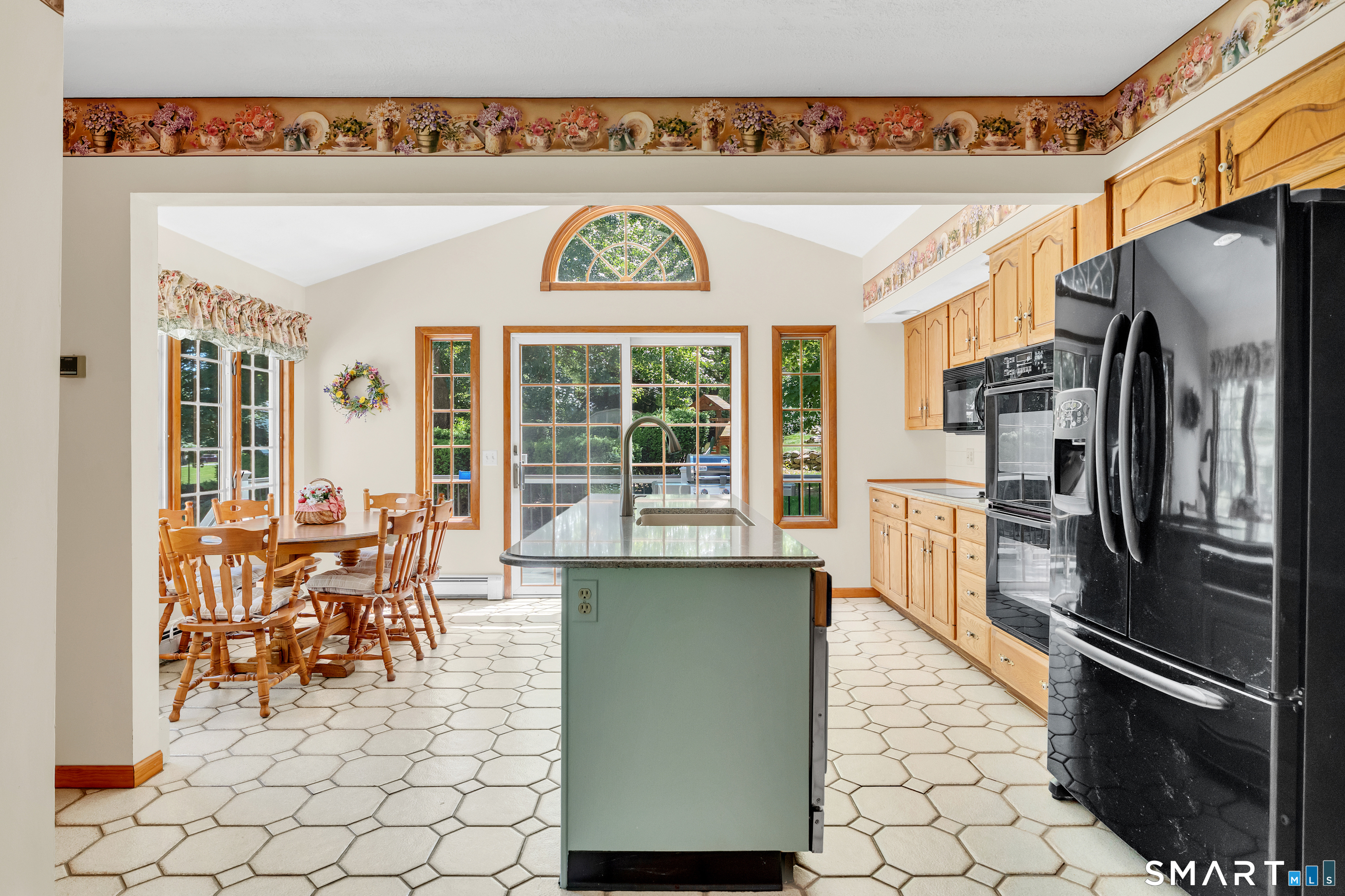 82 Spoke Drive Shelton CT 06484