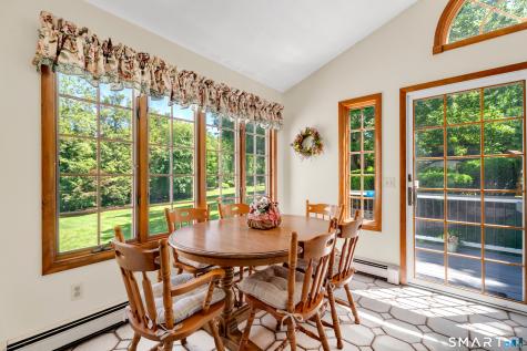 82 Spoke Drive Shelton CT 06484