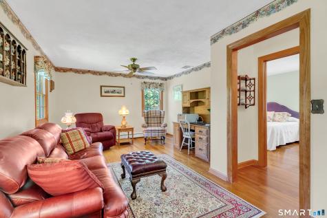 82 Spoke Drive Shelton CT 06484