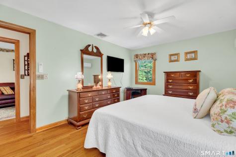 82 Spoke Drive Shelton CT 06484