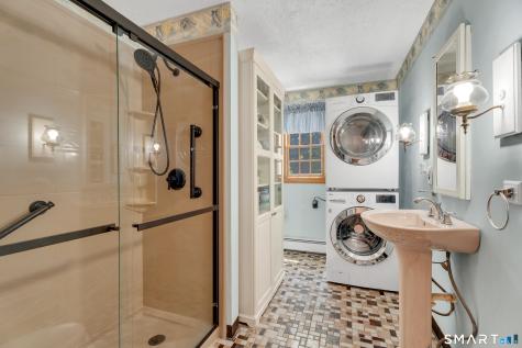 82 Spoke Drive Shelton CT 06484