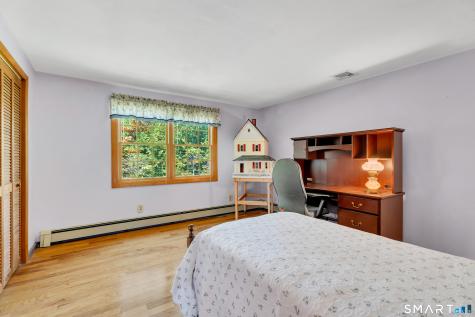 82 Spoke Drive Shelton CT 06484