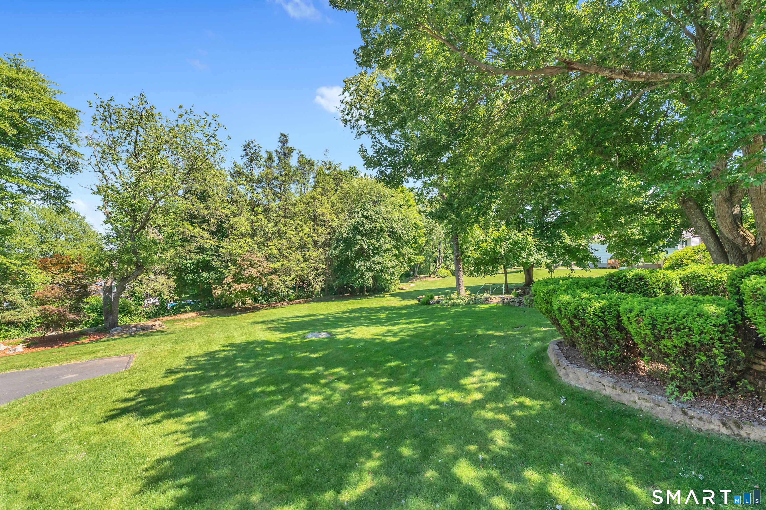 82 Spoke Drive Shelton CT 06484