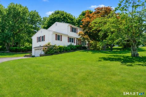 82 Spoke Drive Shelton CT 06484