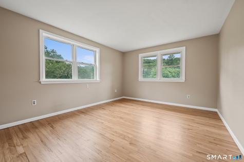 19 Sheffield Road North Haven CT 06473