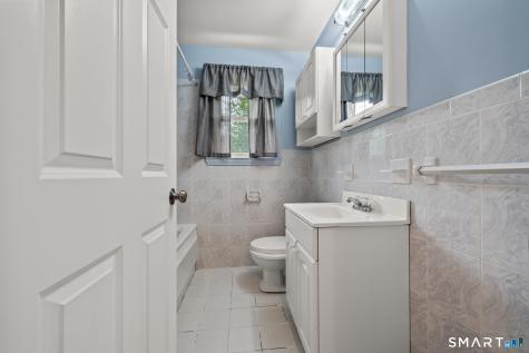 19 Sheffield Road North Haven CT 06473