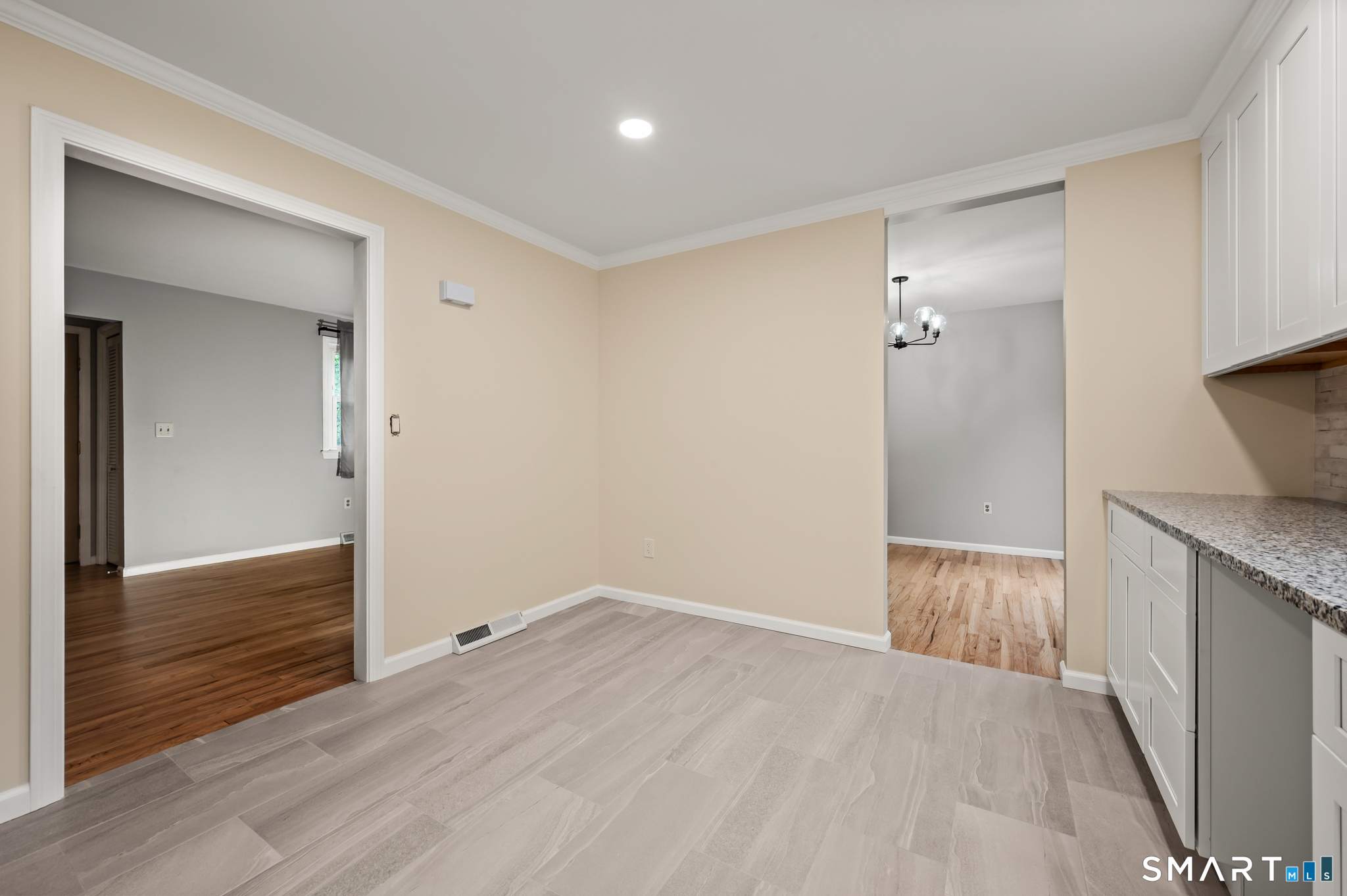 19 Sheffield Road North Haven CT 06473