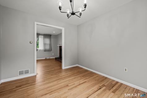 19 Sheffield Road North Haven CT 06473