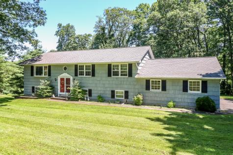 11 Chestnut Hill Drive New Fairfield CT 06812