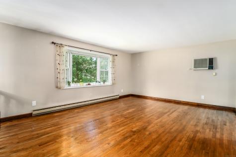 11 Chestnut Hill Drive New Fairfield CT 06812