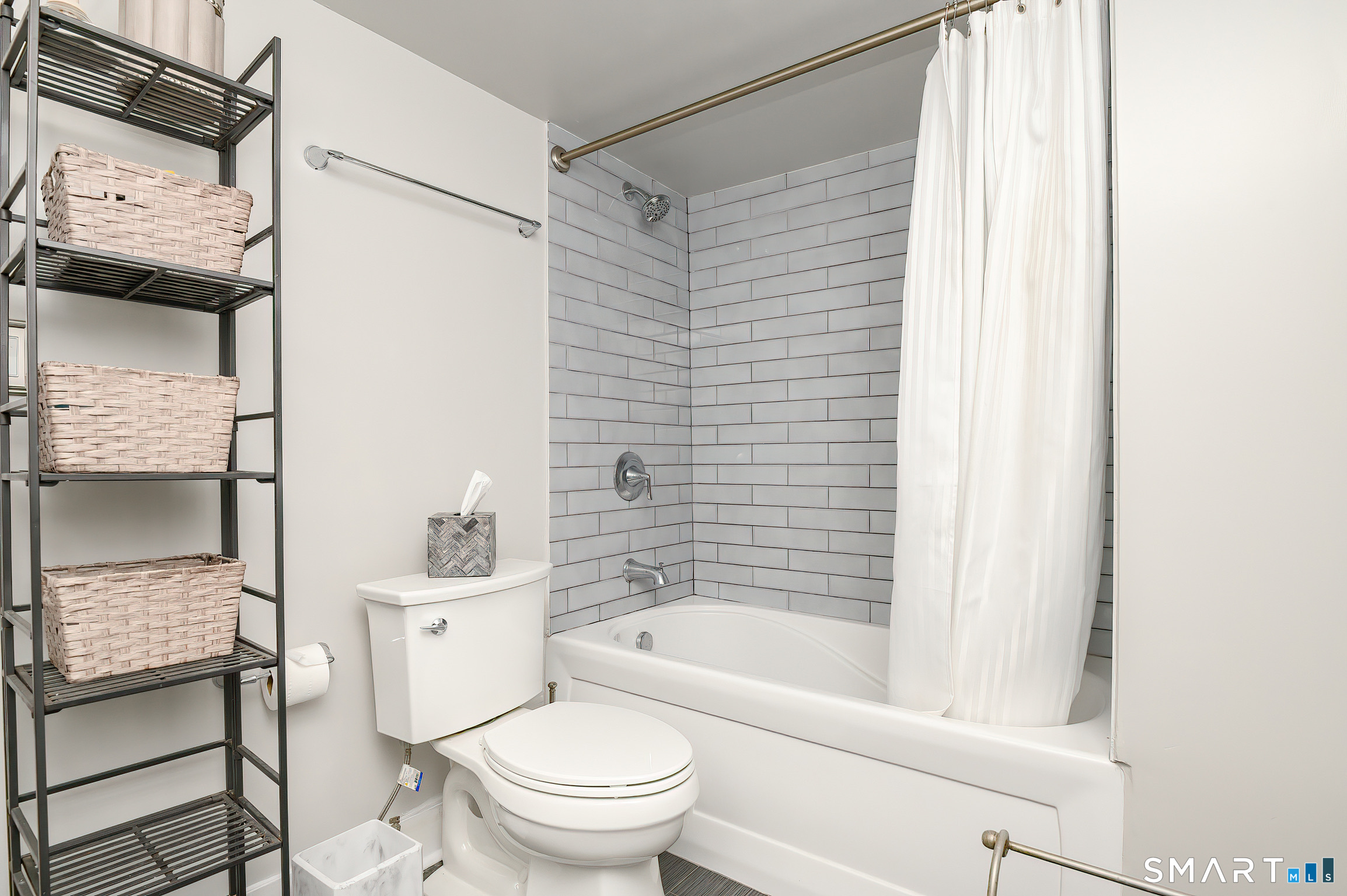 12 Gerdes Road New Canaan CT 06840