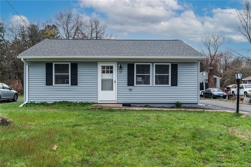 17 Ashford Road Plainville CT 06062