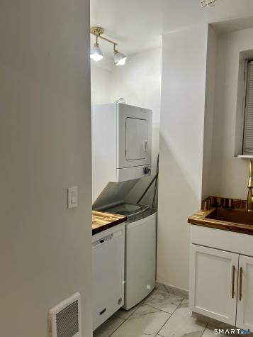 43 Taylor Avenue New Haven CT 06515