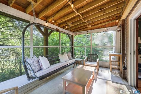 75 Main Street Middlefield CT 06481