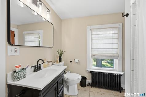 75 Main Street Middlefield CT 06481