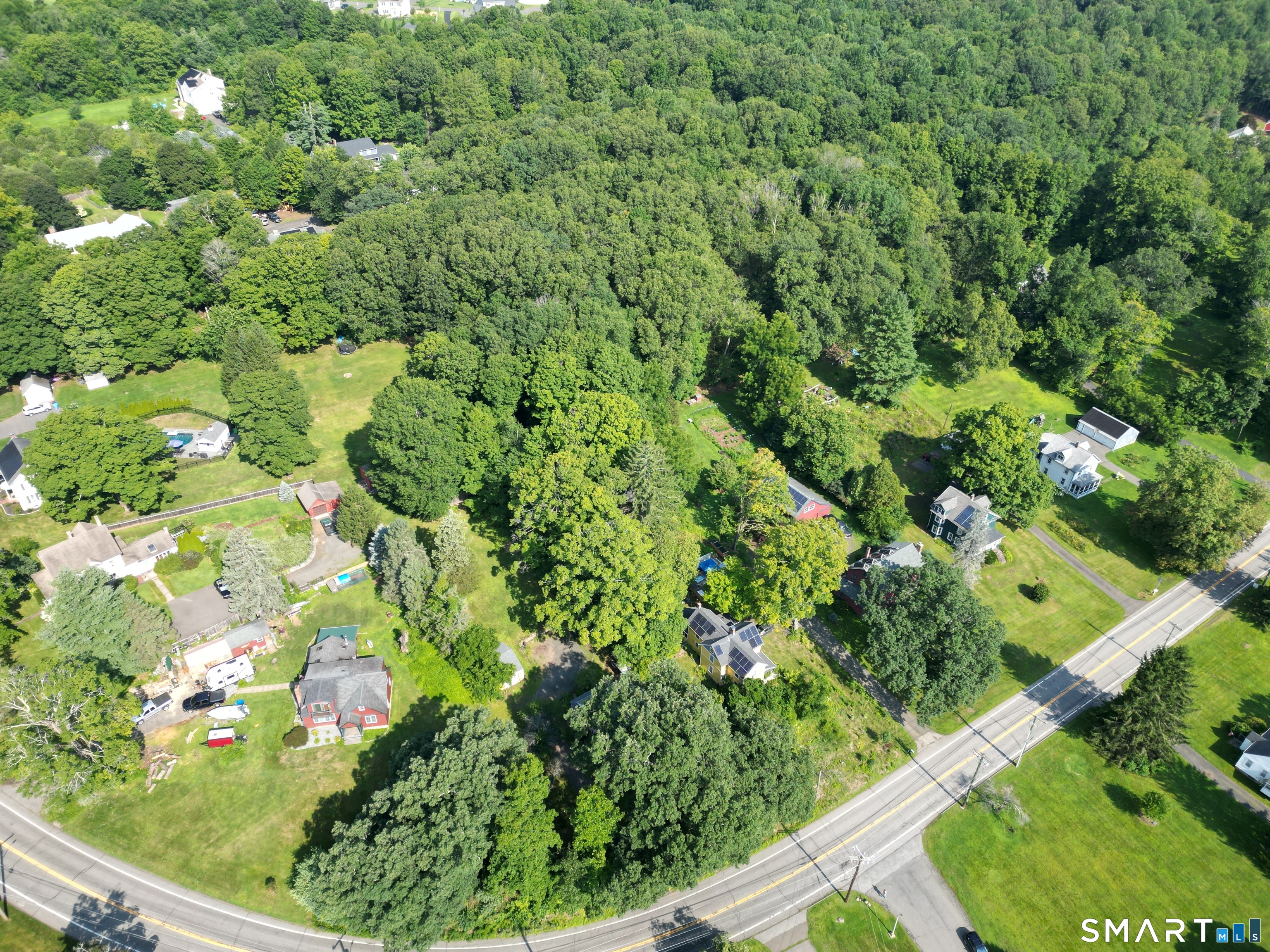 75 Main Street Middlefield CT 06481