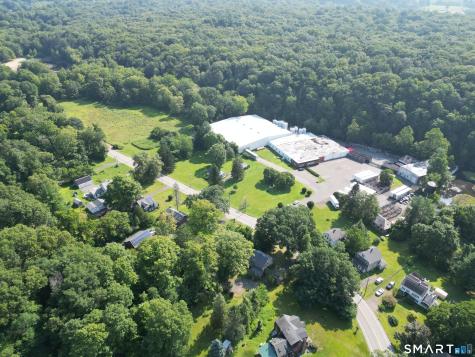 75 Main Street Middlefield CT 06481