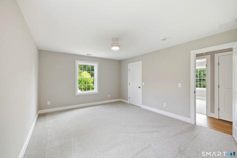 672 Vernon Street Manchester CT 06042