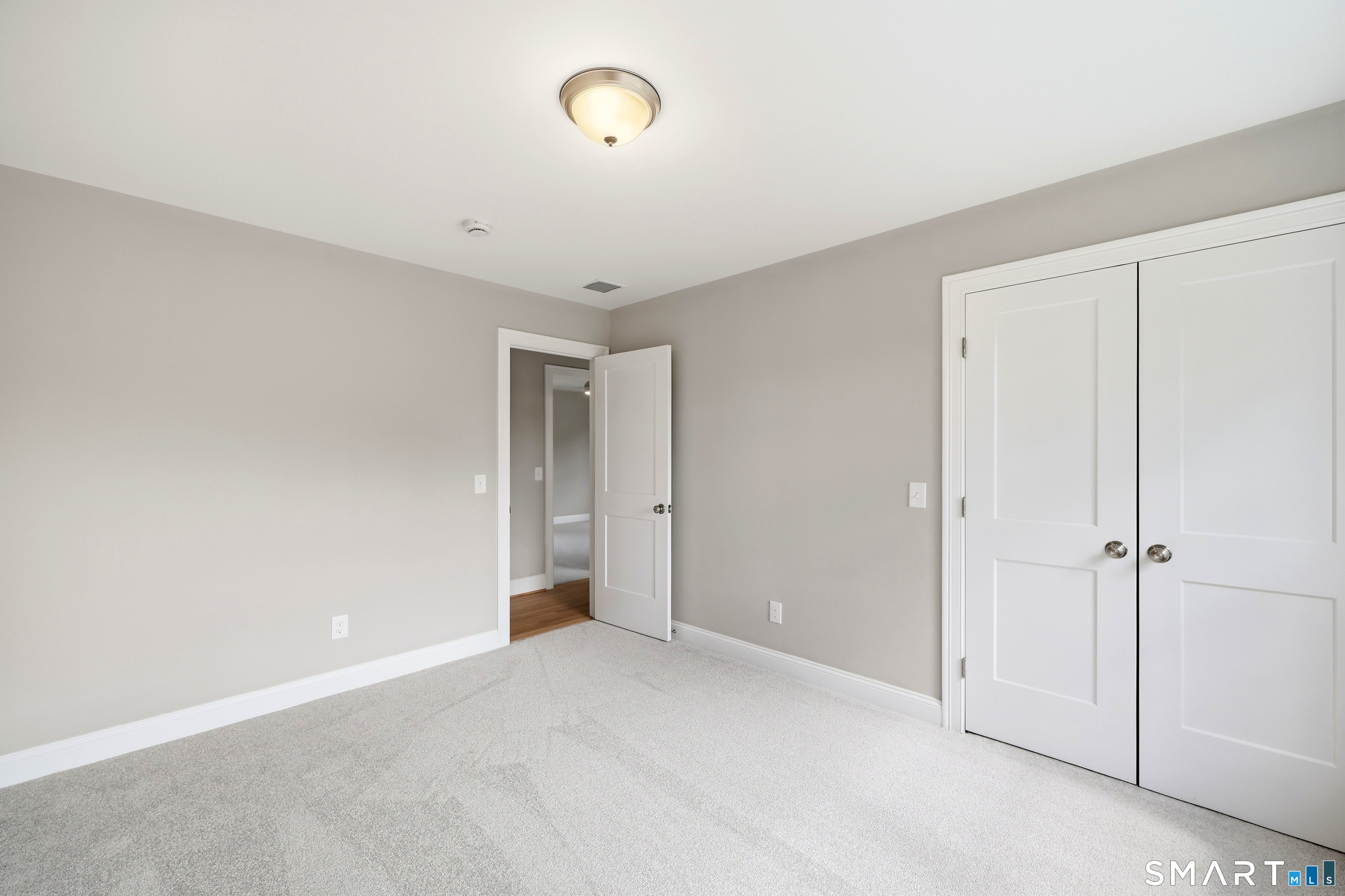 672 Vernon Street Manchester CT 06042