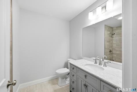672 Vernon Street Manchester CT 06042