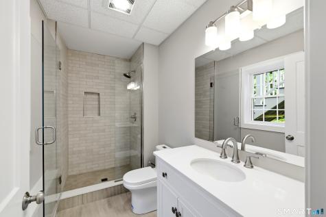 672 Vernon Street Manchester CT 06042