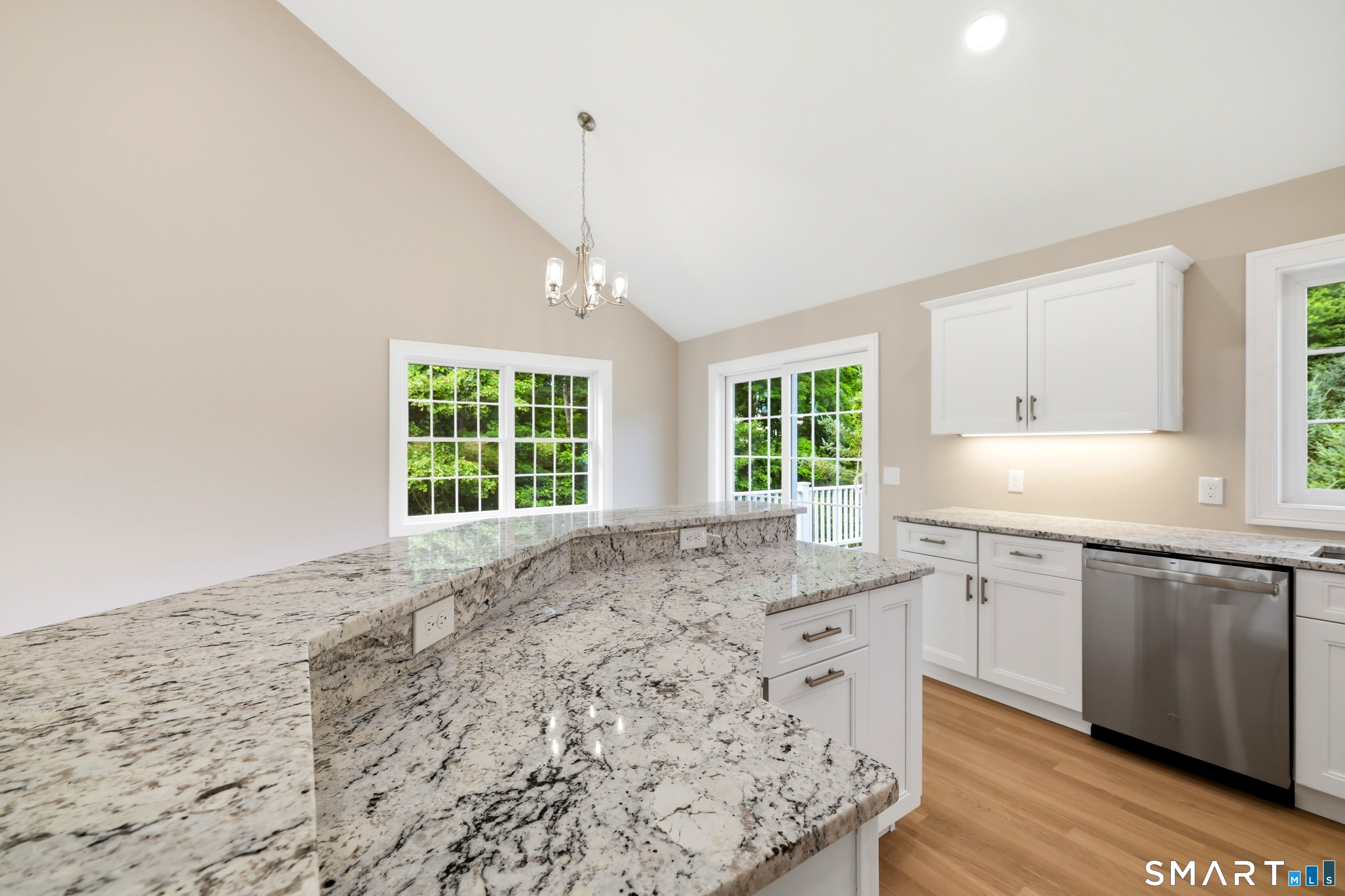 672 Vernon Street Manchester CT 06042