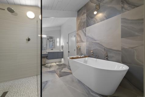 75 Montauk Avenue Stonington CT 06378