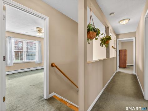 11 Cottage Lane East Lyme CT 06357