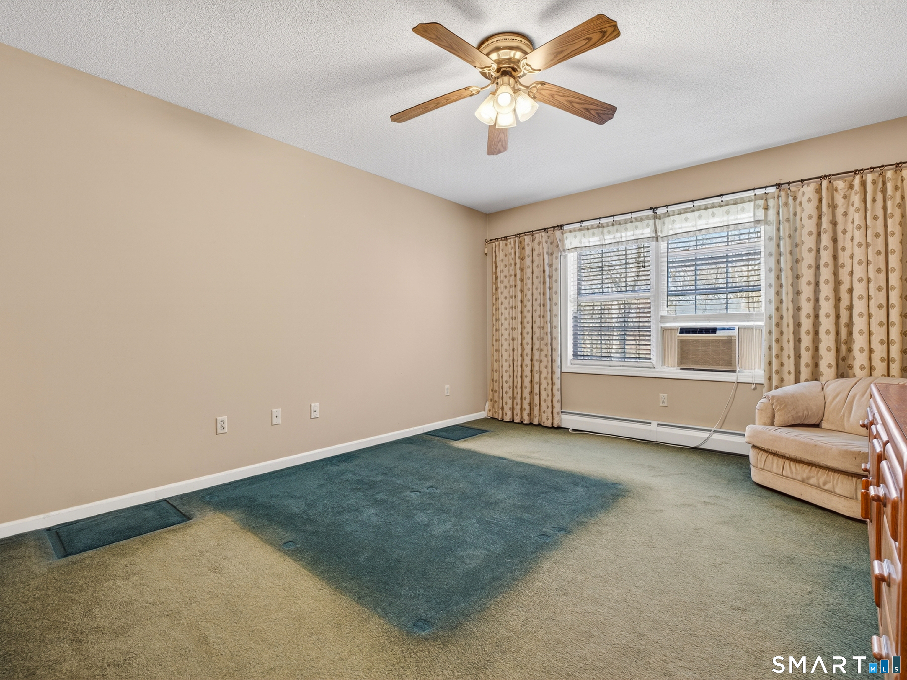 11 Cottage Lane East Lyme CT 06357