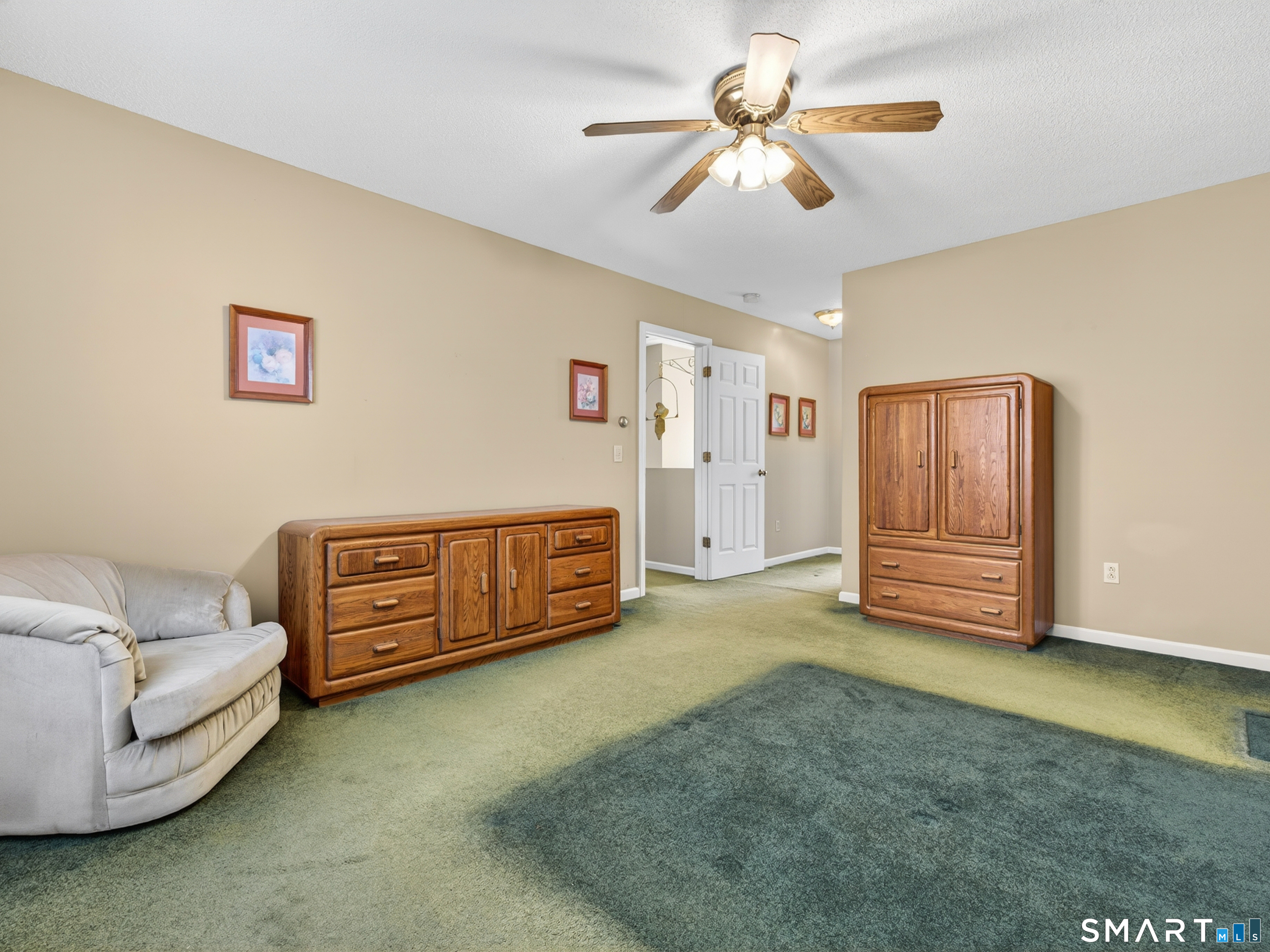 11 Cottage Lane East Lyme CT 06357
