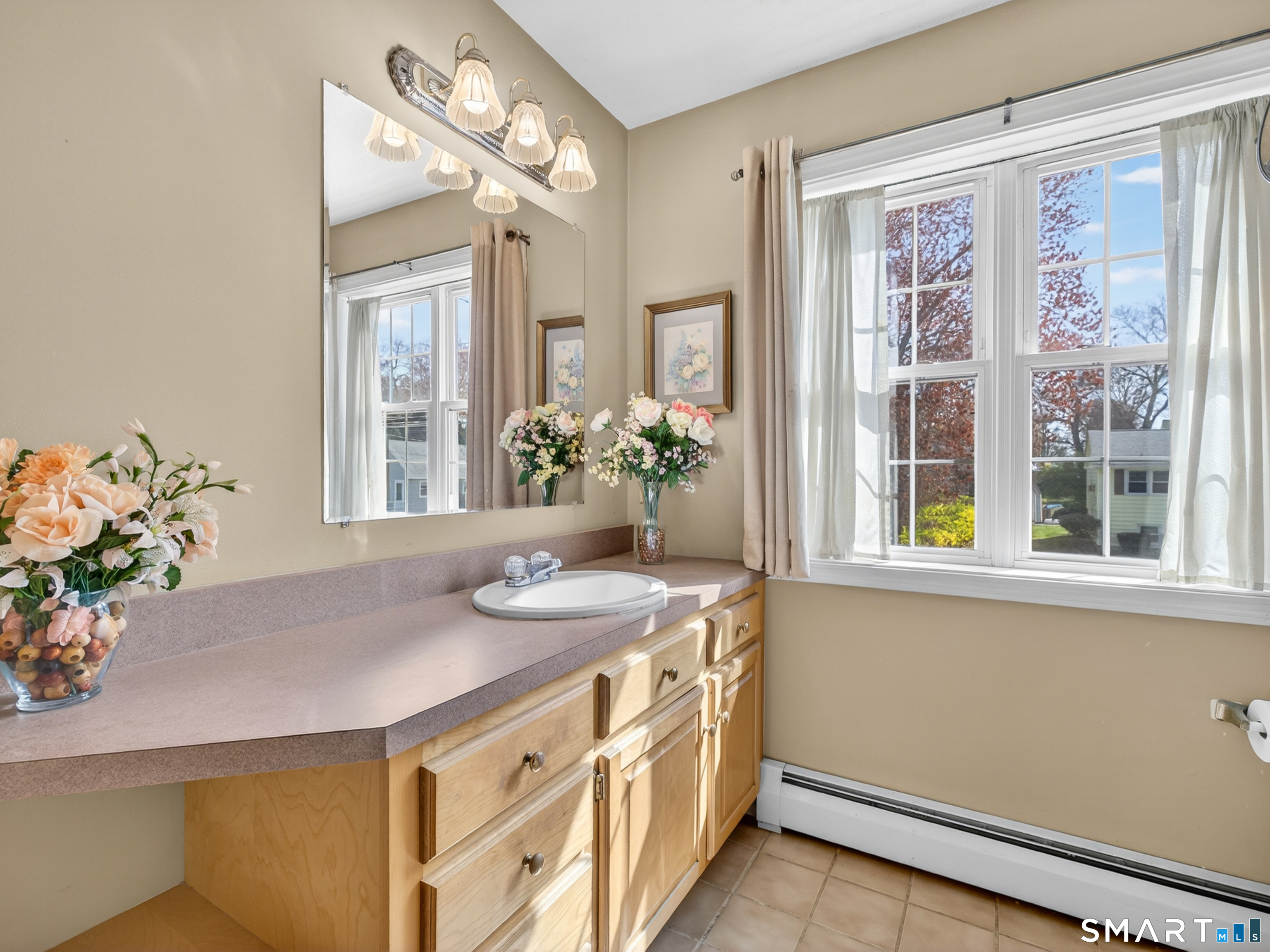 11 Cottage Lane East Lyme CT 06357