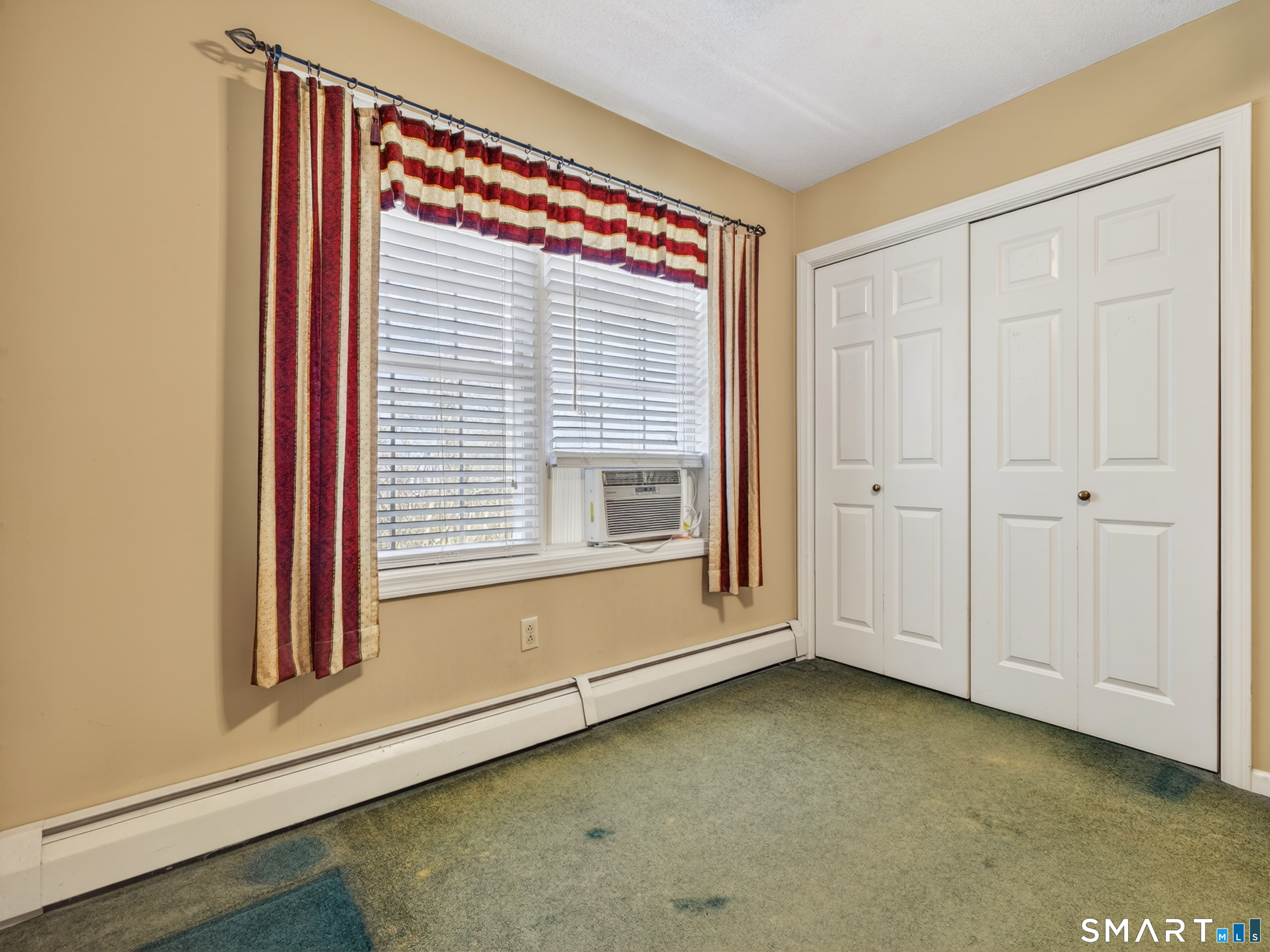 11 Cottage Lane East Lyme CT 06357