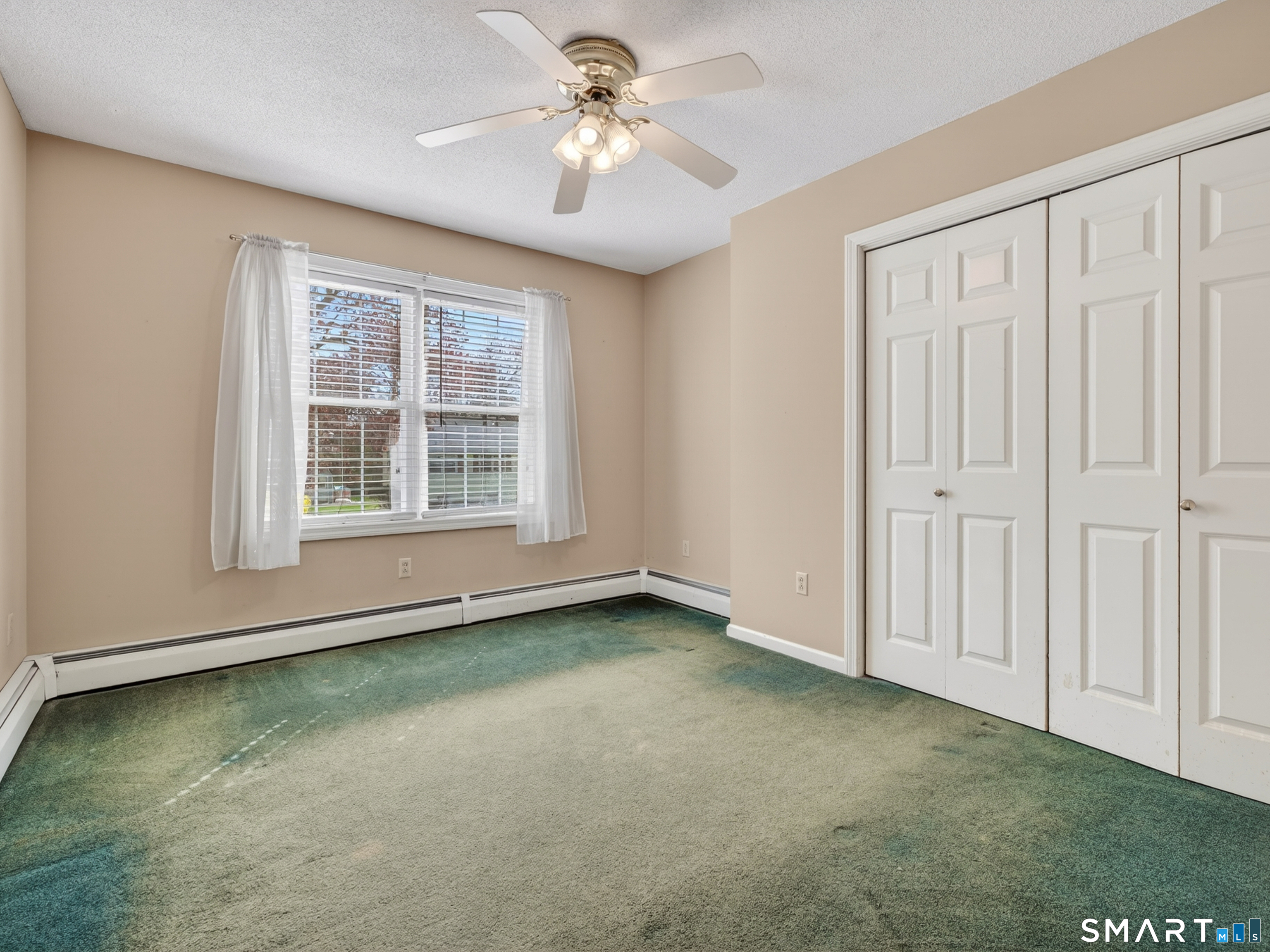 11 Cottage Lane East Lyme CT 06357
