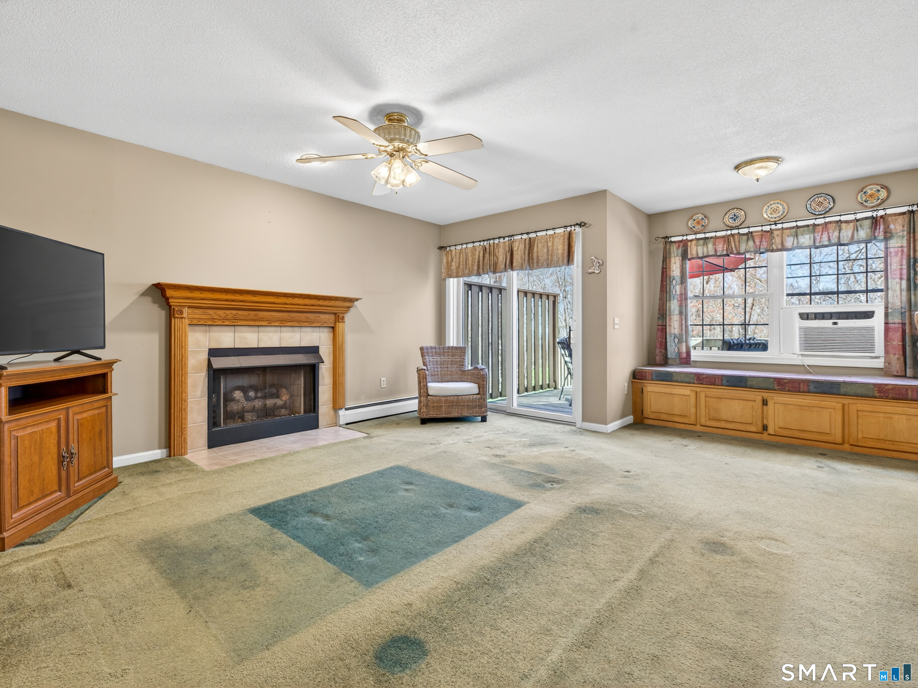 11 Cottage Lane East Lyme CT 06357