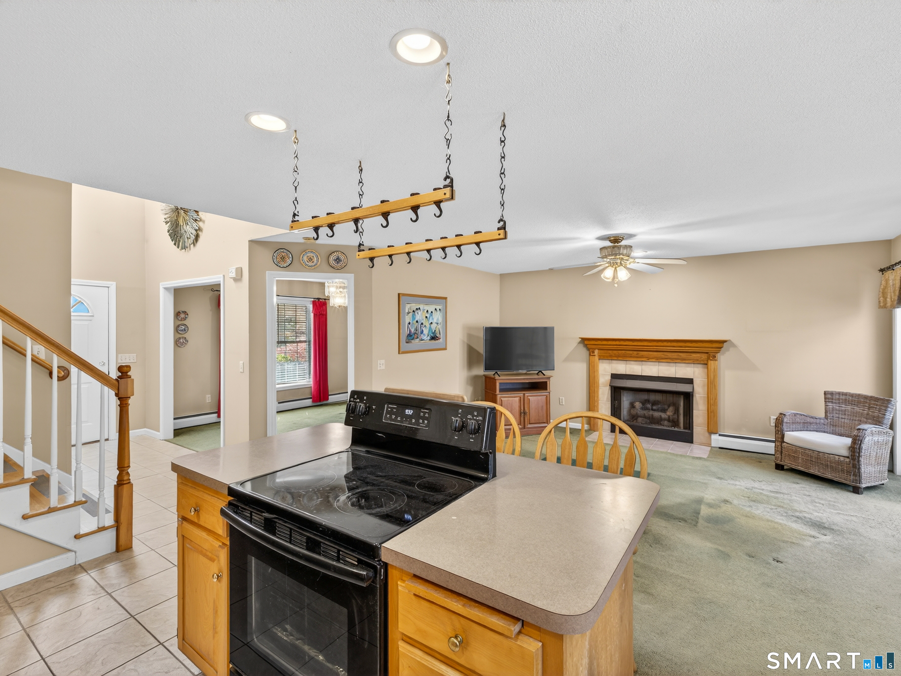 11 Cottage Lane East Lyme CT 06357